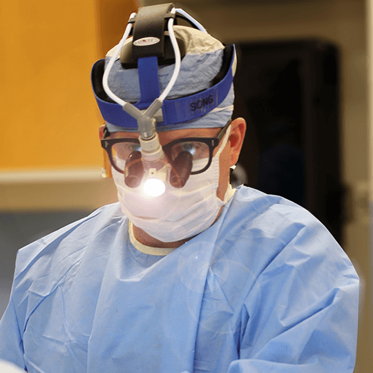 Dr. Steve Leeson